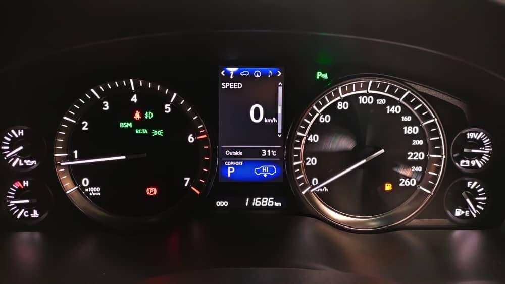 2020 LEXUS LX570