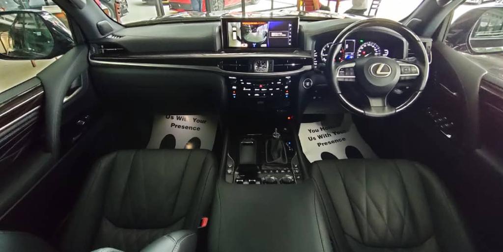2020 LEXUS LX570