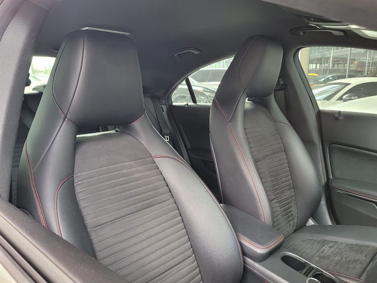 2017 MERECEDES BENZ CLA200 AMG (LOCAL)